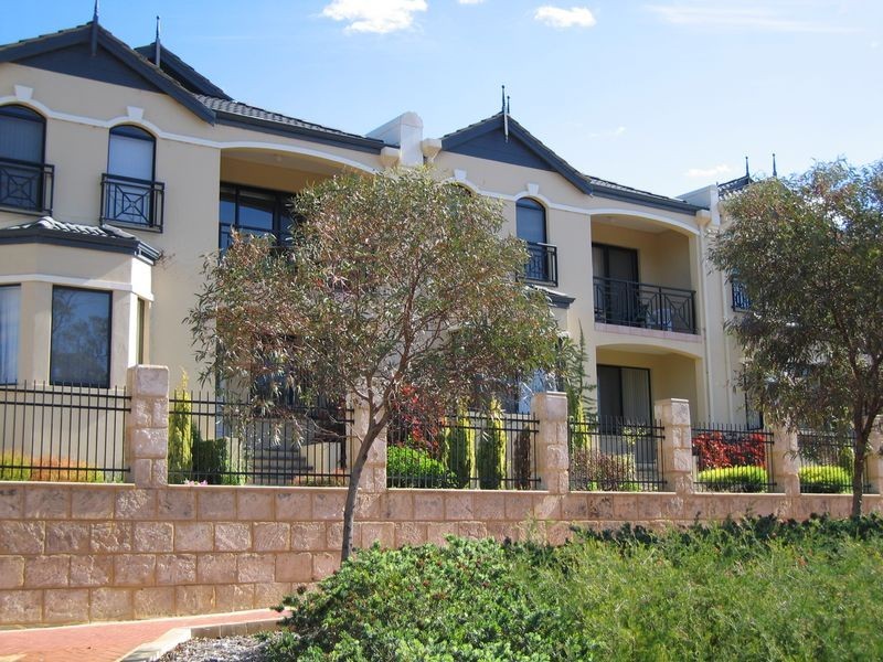 441 Lakeside Drive, Joondalup WA 6027