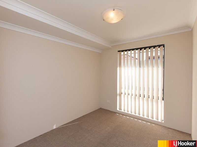 39 Yandella Promenade, Tapping WA 6065