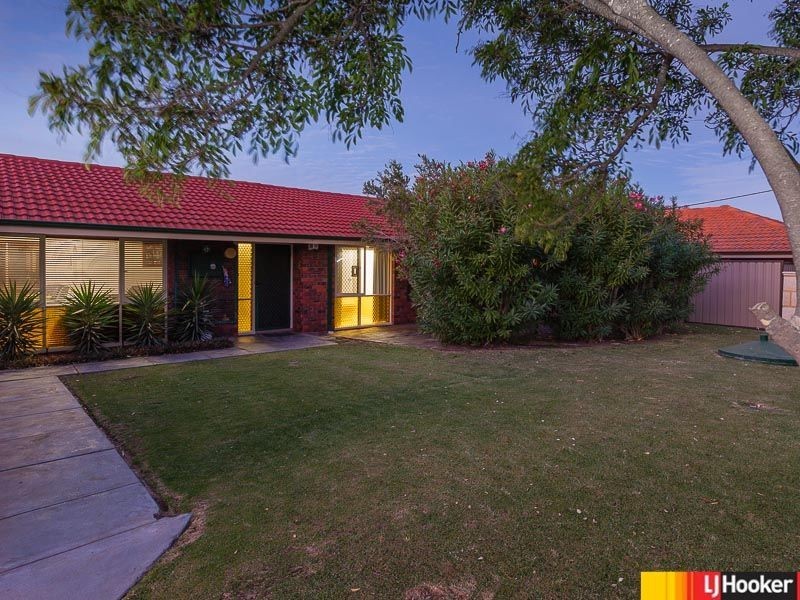 9 Debenham Way, Hillarys WA 6025
