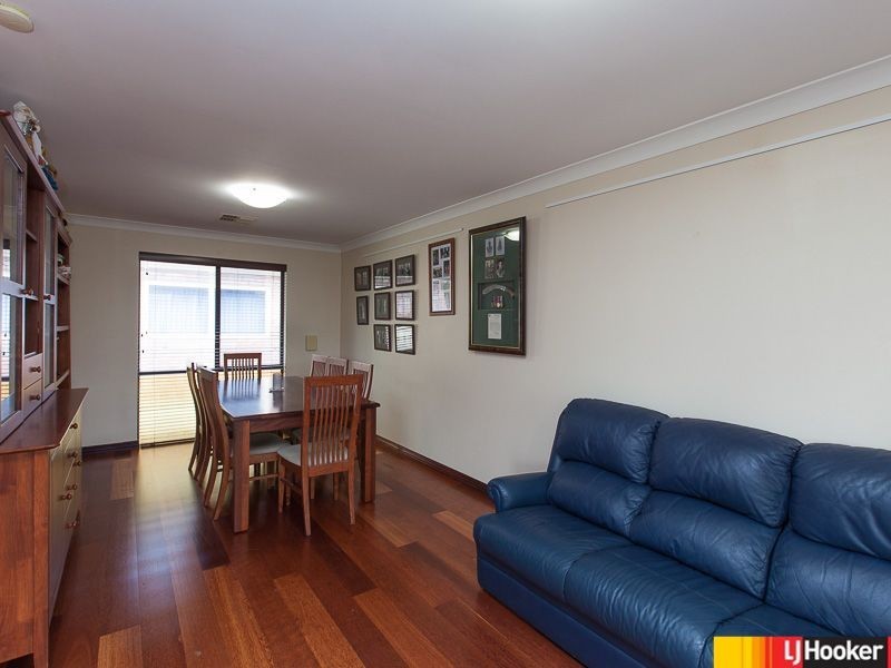 9 Debenham Way, Hillarys WA 6025