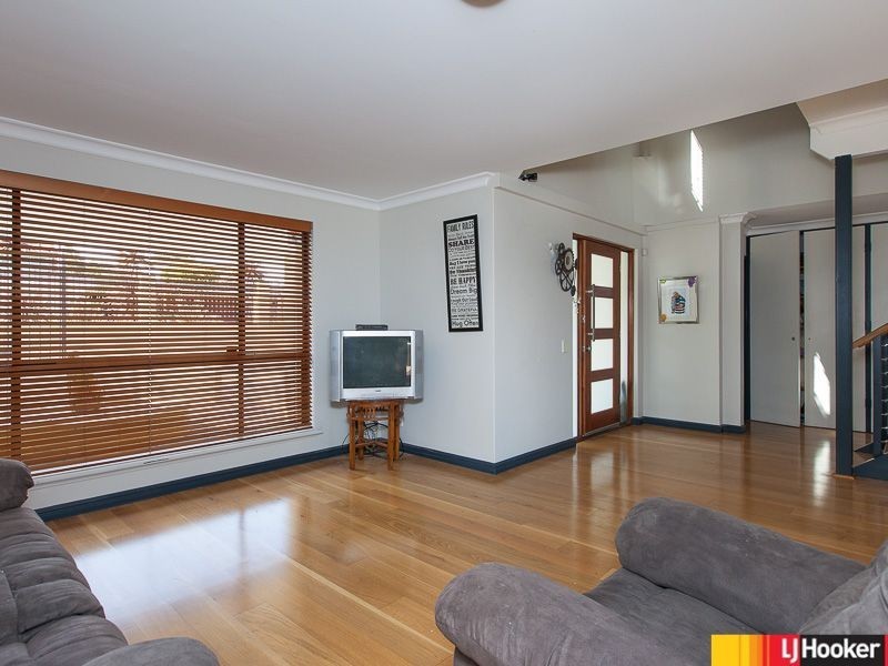 3 Awhina Place, Kallaroo WA 6025