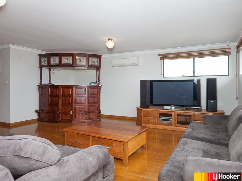 3 Awhina Place, Kallaroo WA 6025