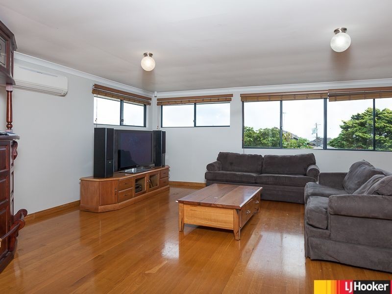 3 Awhina Place, Kallaroo WA 6025