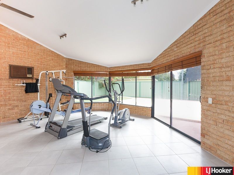 3 Awhina Place, Kallaroo WA 6025