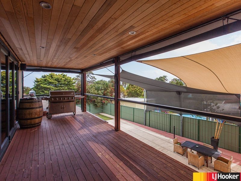 3 Awhina Place, Kallaroo WA 6025