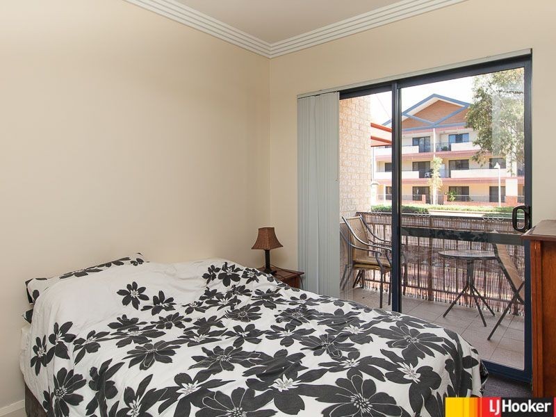 1/81 Grand Blvd, Joondalup WA 6027