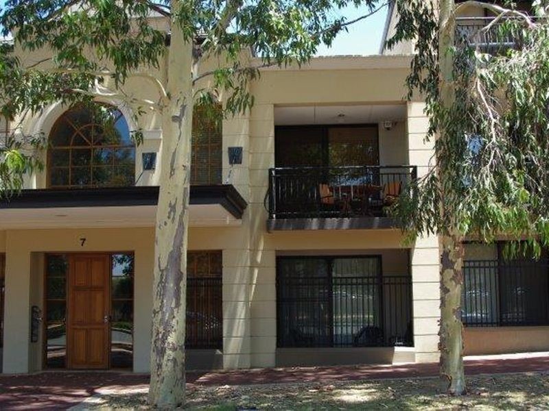 7D Shenton Avenue, Joondalup WA 6027