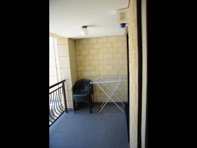 7D Shenton Avenue, Joondalup WA 6027