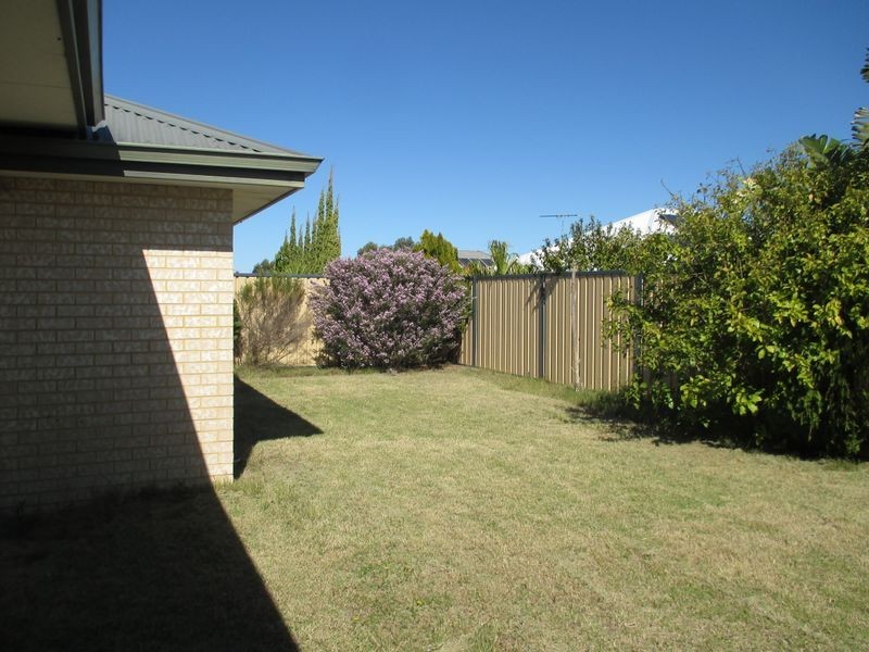 7 Jubata Turn, Tapping WA 6065