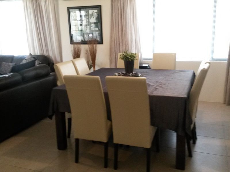 10 Ray Gardiner Vista, Tapping WA 6065