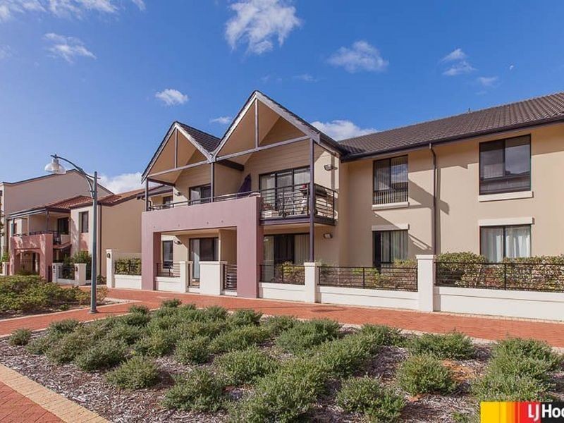 11/174 Lakeside Drive, Joondalup WA 6027