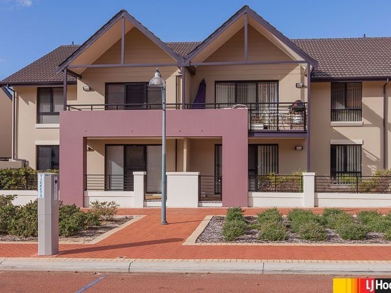 11/174 Lakeside Drive, Joondalup WA 6027