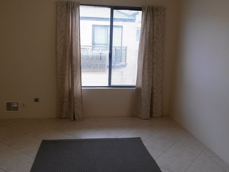 12B Sittella Turn, Joondalup WA 6027