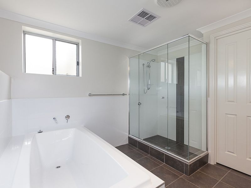 2 OSPREY DRIVE, Edgewater WA 6027