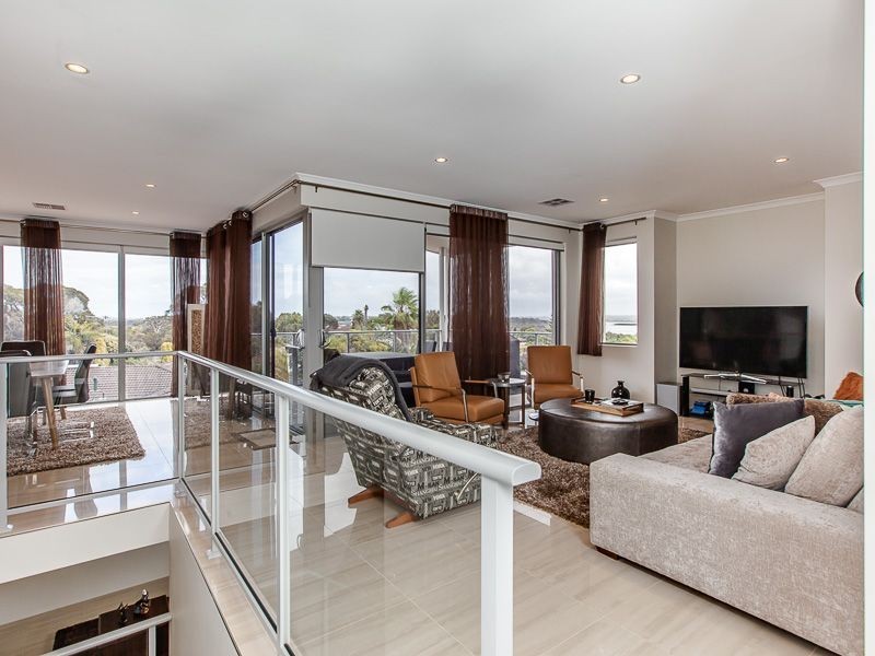 2 OSPREY DRIVE, Edgewater WA 6027