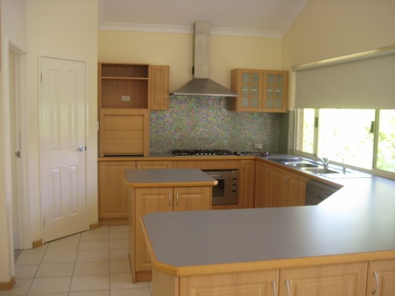 23 Sheffield Place, Hillarys WA 6025