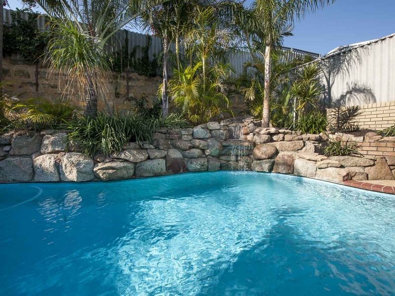 22 Contour Drive, Mullaloo WA 6027