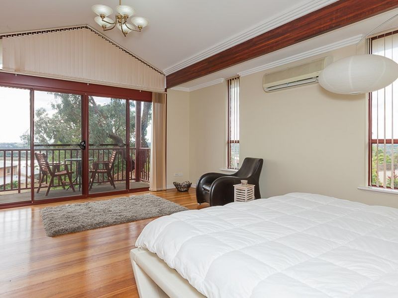 9 Stillwater Way, Edgewater WA 6027