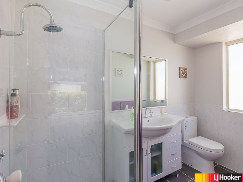 23 Jindare Loop, Carramar WA 6031