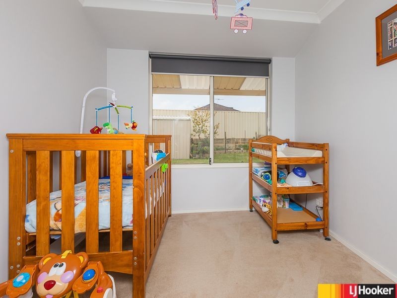 23 Jindare Loop, Carramar WA 6031
