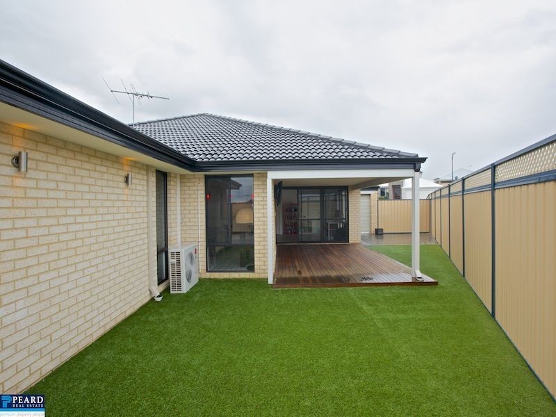 7 Prion Pass, Tapping WA 6065