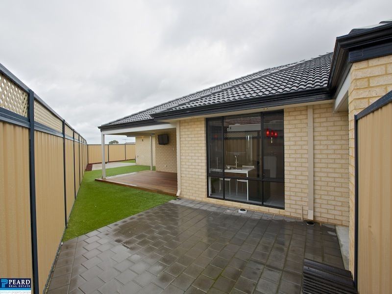 7 Prion Pass, Tapping WA 6065