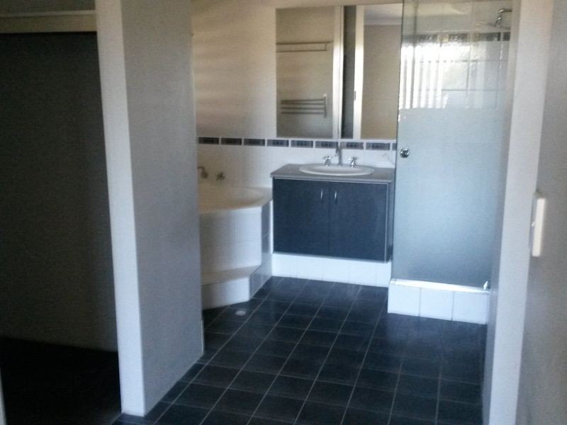 69 Vincent Road, Sinagra WA 6065