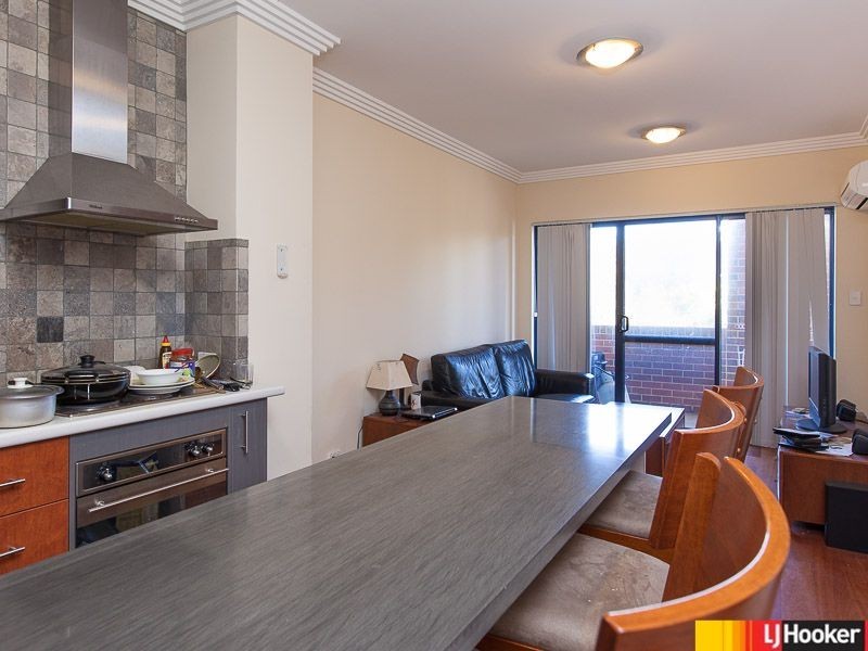 3/81 Grand Blvd, Joondalup WA 6027