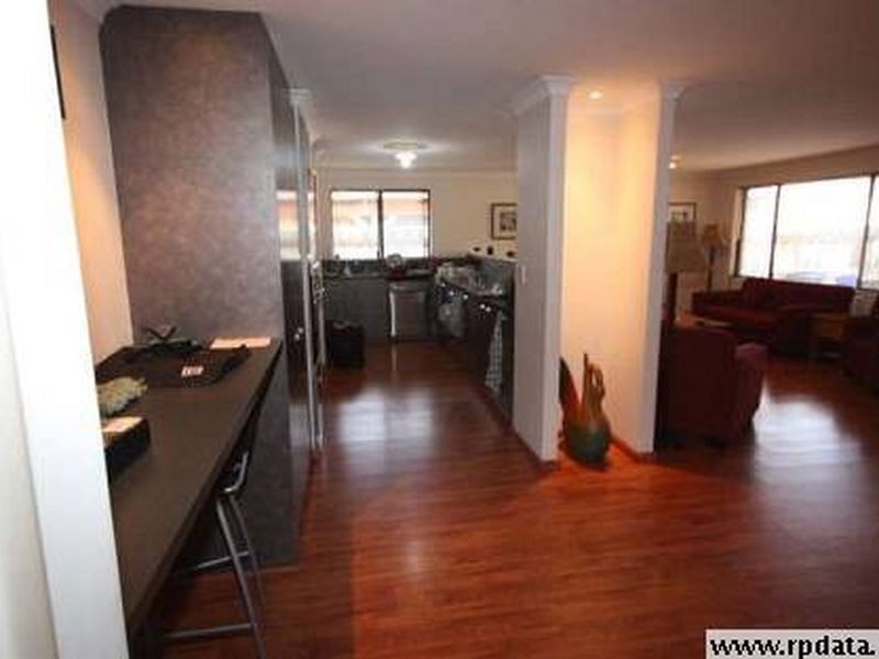 18 Burnett Drive, Clarkson WA 6030