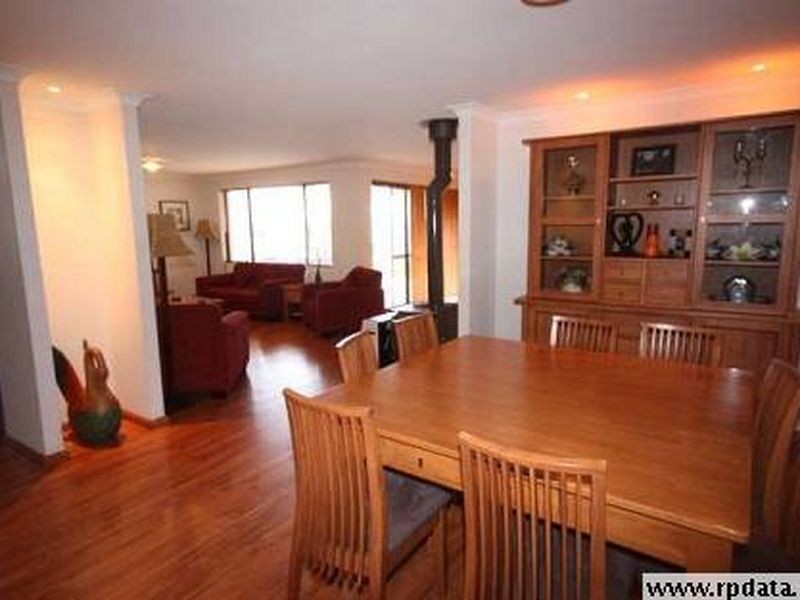 18 Burnett Drive, Clarkson WA 6030