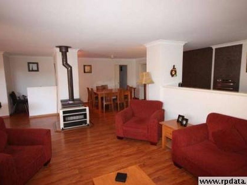 18 Burnett Drive, Clarkson WA 6030