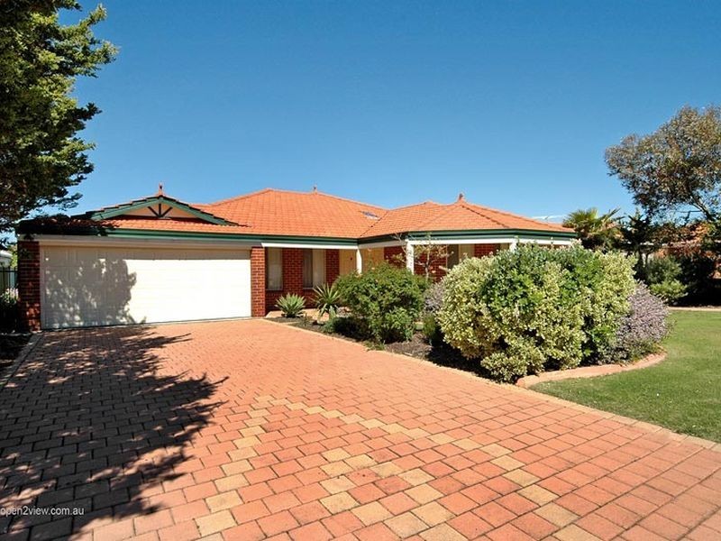 10 Seaside Gardens, Mullaloo WA 6027