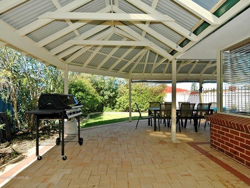 10 Seaside Gardens, Mullaloo WA 6027