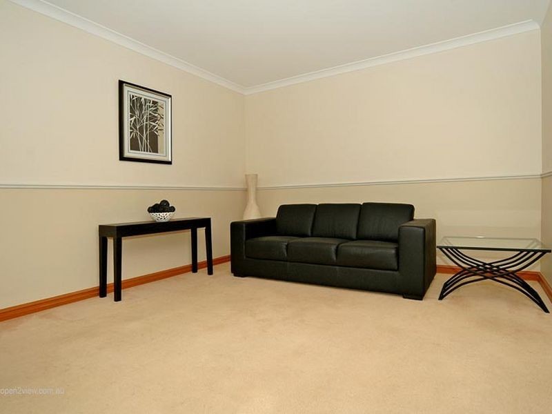 10 Seaside Gardens, Mullaloo WA 6027