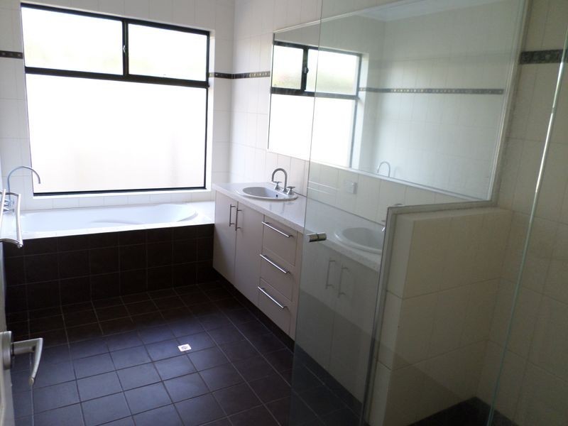 24 DaVinci Road, Tapping WA 6065