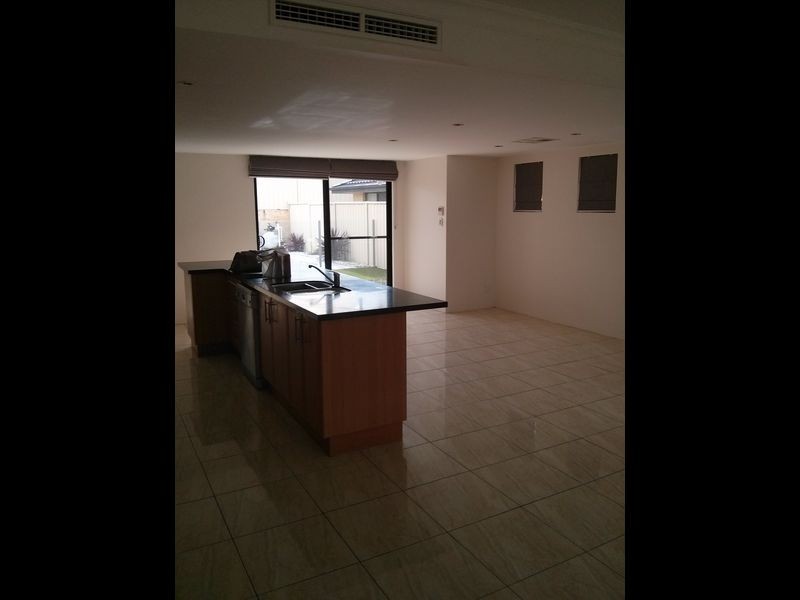 24 DaVinci Road, Tapping WA 6065