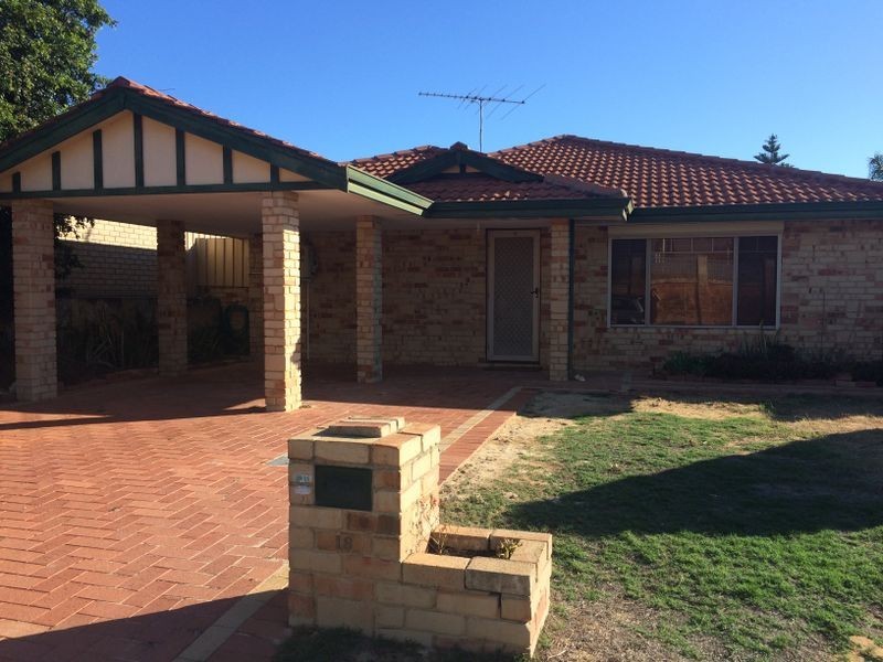 18 Doncaster Square, Currambine WA 6028