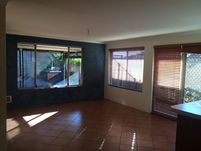 18 Doncaster Square, Currambine WA 6028