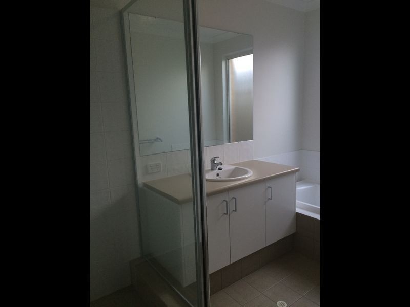 18 Doncaster Square, Currambine WA 6028