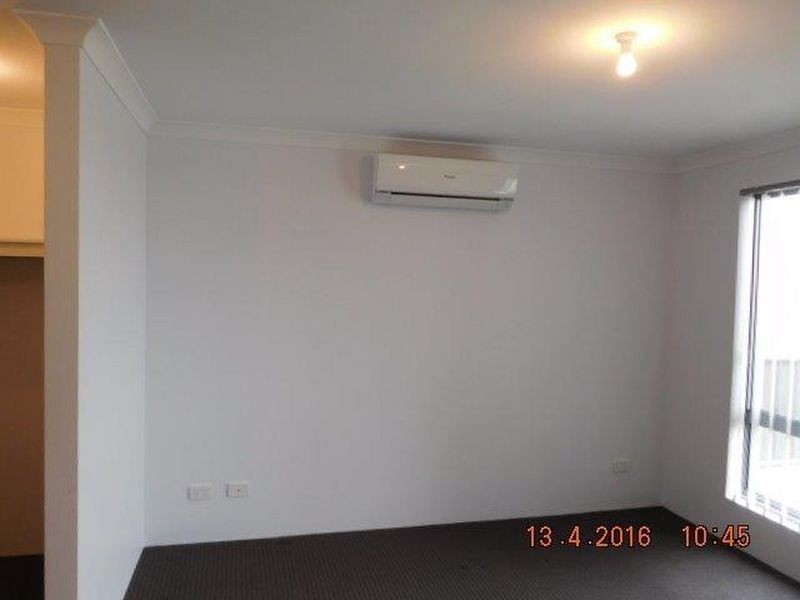 4 Hybrid Green, Banksia Grove WA 6031