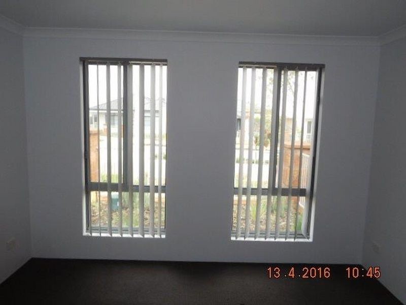 4 Hybrid Green, Banksia Grove WA 6031