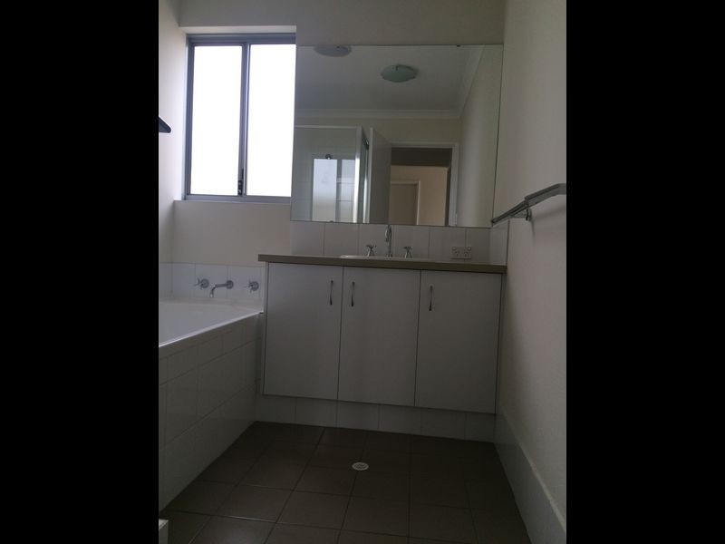 2 Portaferry Gardens, Ridgewood WA 6030