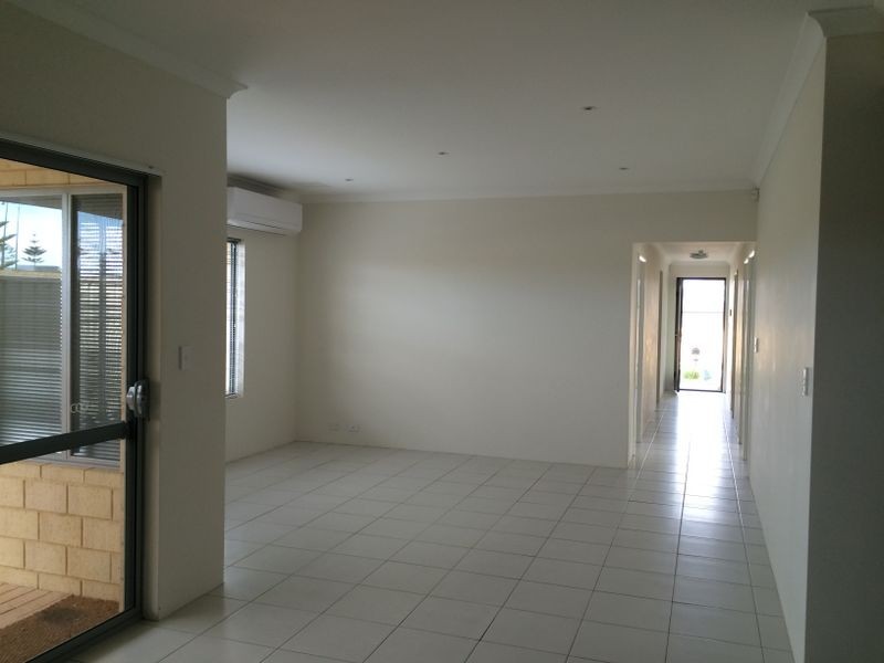 2 Portaferry Gardens, Ridgewood WA 6030