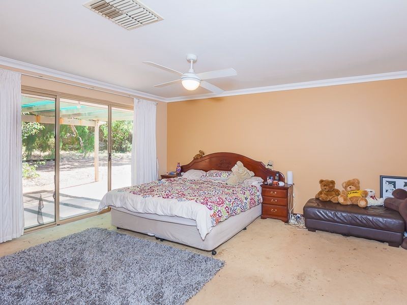 5 Reflection Close, Edgewater WA 6027