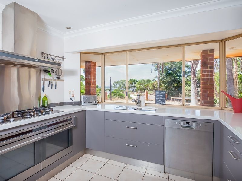 5 Reflection Close, Edgewater WA 6027