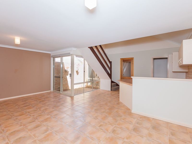 45 Nottinghill St, Joondalup WA 6027