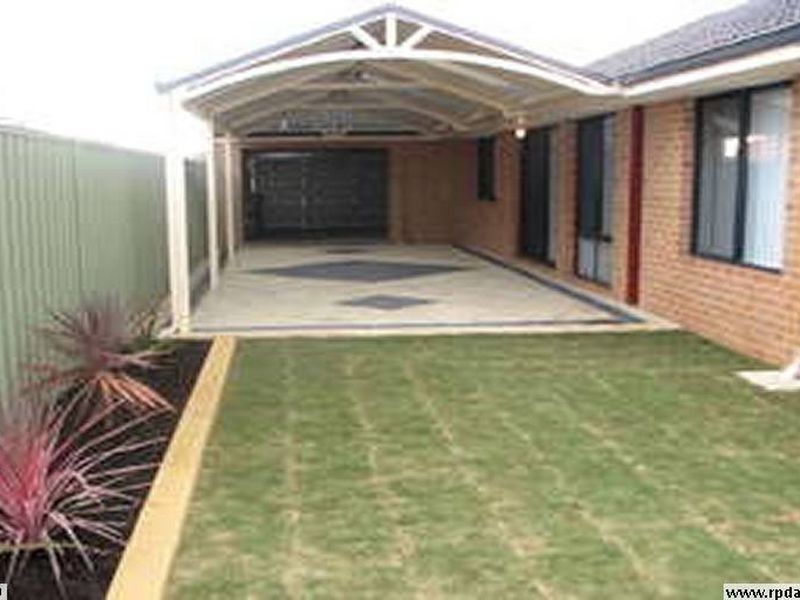 12 Olympus Loop, Merriwa WA 6030