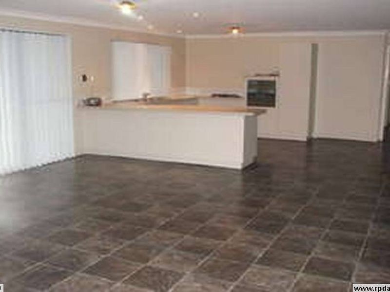 12 Olympus Loop, Merriwa WA 6030