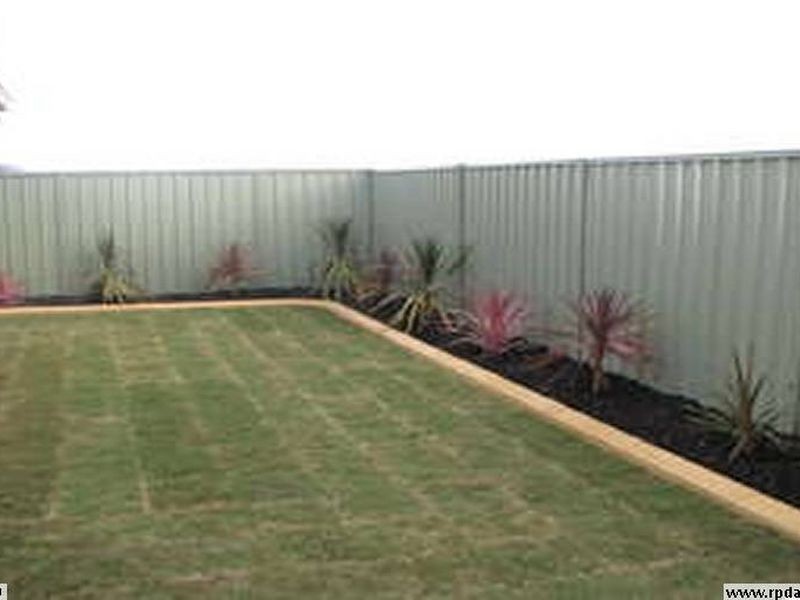 12 Olympus Loop, Merriwa WA 6030