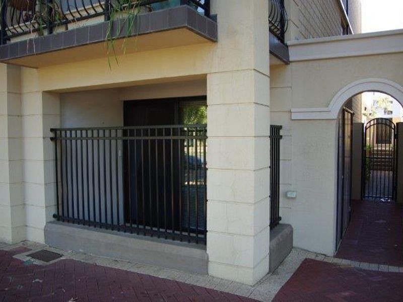 9B Shenton Avenue, Joondalup WA 6027